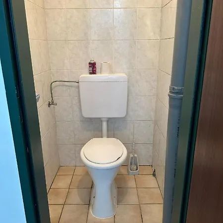 Apartment Kleines Zentrum & Gemeinschafts Bad